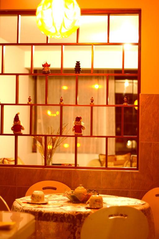 Taytaypa Rooms & Apartments Lima Airport Esterno foto