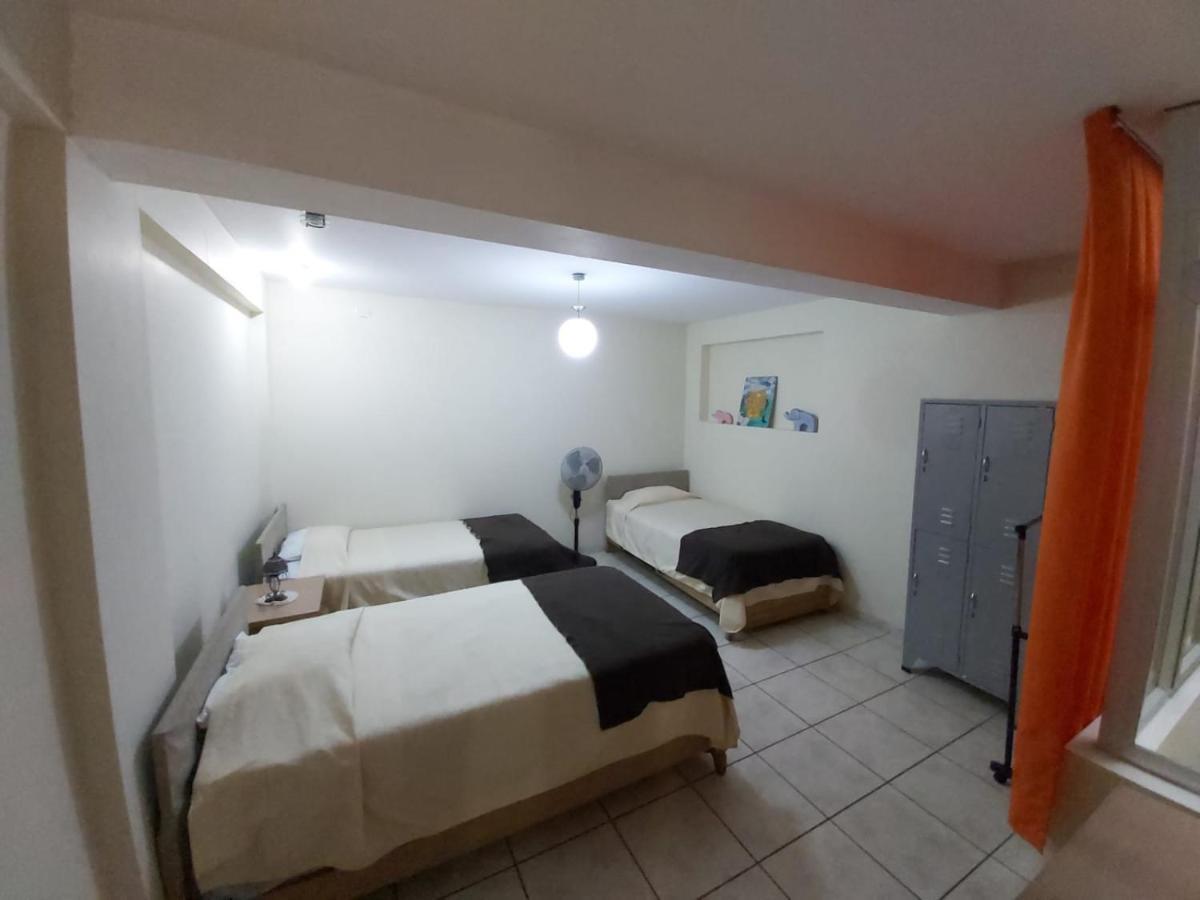 Taytaypa Rooms & Apartments Lima Airport Esterno foto