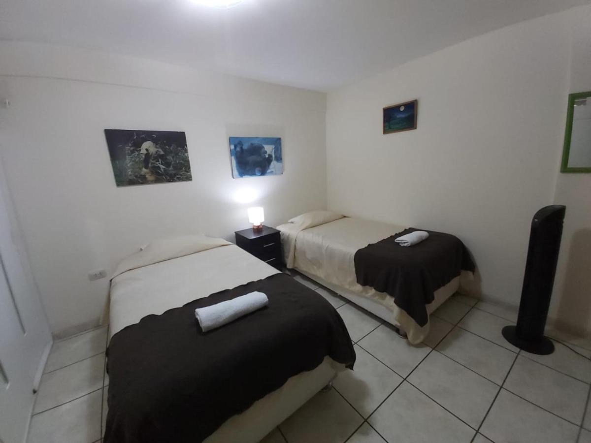 Taytaypa Rooms & Apartments Lima Airport Esterno foto